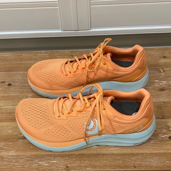 Topo Women's Orange/Sky Athletic Phantom 3 Shoes - Picture 3 of 11